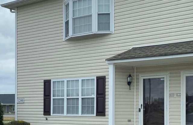 2152 Flagstone Court unit: M7 - 2152 Flagstone Court, Greenville, NC 27834