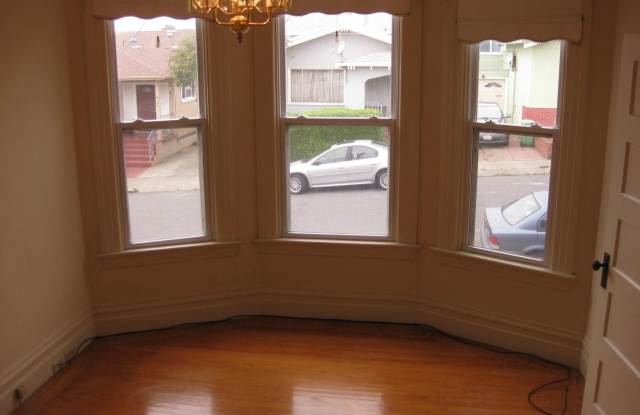 38 Ridgewood Avenue Gallery 3