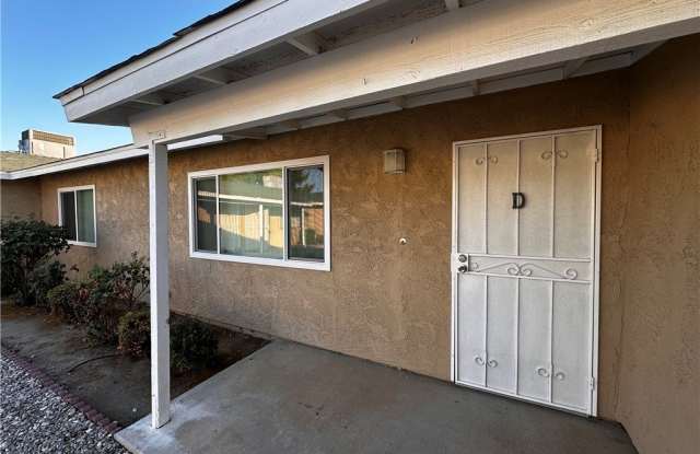 13549 Niabi Road - 13549 Niabi Road, Apple Valley, CA 92308