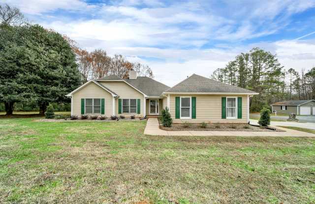 Gorgeous Ranch Home in Wesley Chapel - 320 Jim Parker Road, Wesley Chapel, NC 28110