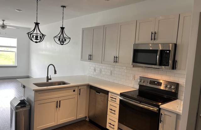 1638 54th Ave N photos photos