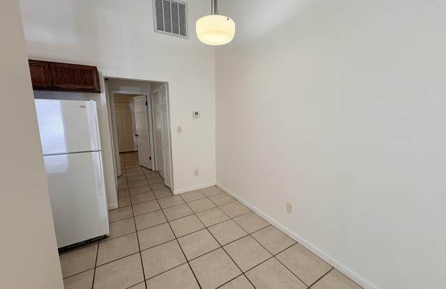 2447 TALCO HILLS Drive Gallery 4