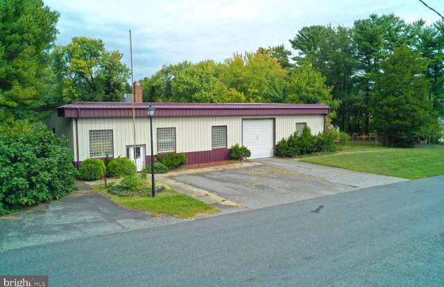 101 VICTORY Lane photos photos