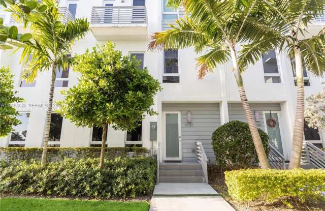 9187 NW 33th St photos photos