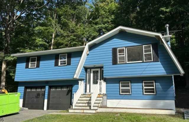 95 Longwood Lake Rd photos photos 95 Longwood Lake Rd photos photos