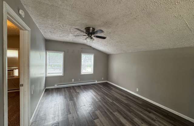 Super Cool 1 Bedroom House at Linoma Beach! Gallery 4