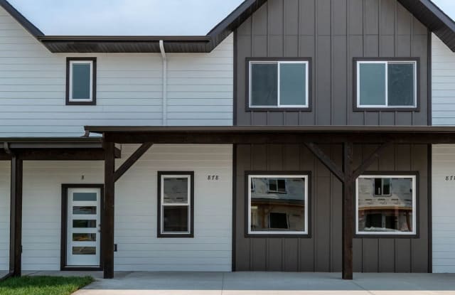 2-Story Urban Triplex at a modern community featuring 3 Bedrooms 3 Bathrooms photos photos