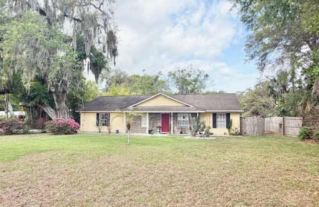 Deltona - 3 Bedroom, 2 Bathroom - 2,095.00 photos photos