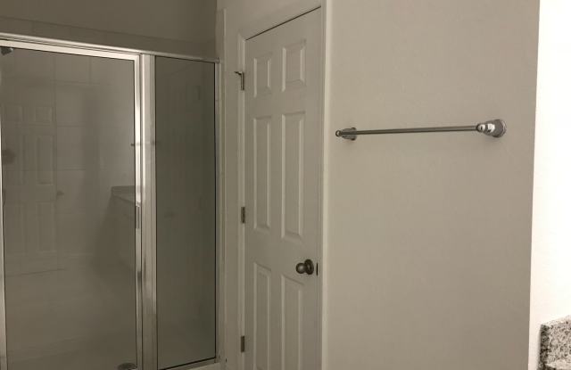 3 Bedroom 2.5 Bathroom Townhouse at Watermark Winter Garden for rent - 14917 Apollo Bond Drive, Horizon West, FL 34787