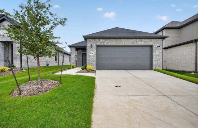 514 Green Grass photos photos