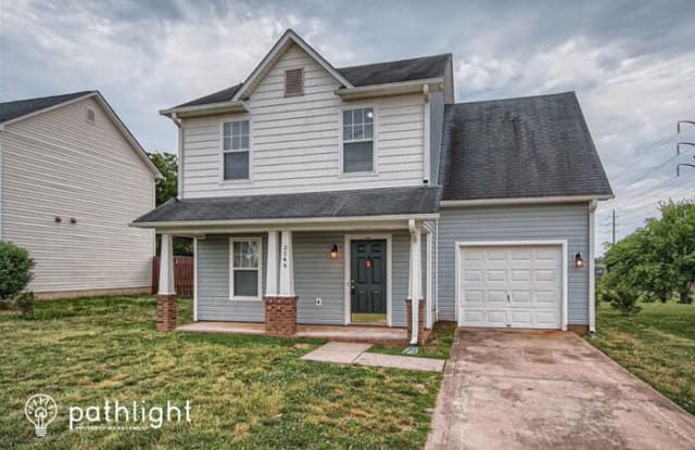 2746 Thistle Brook Drive - 2746 Thistle Brook Drive, Kannapolis, NC 28027