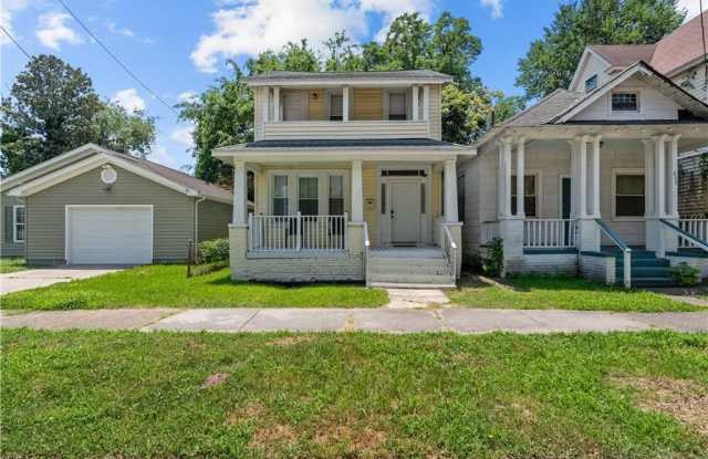 635 W 29th Street photos photos