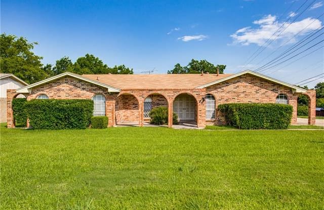 6400 Winifred Drive - 6400 Winifred Drive, Fort Worth, TX 76133