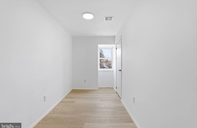 1242 LIBERTE Court Gallery 3