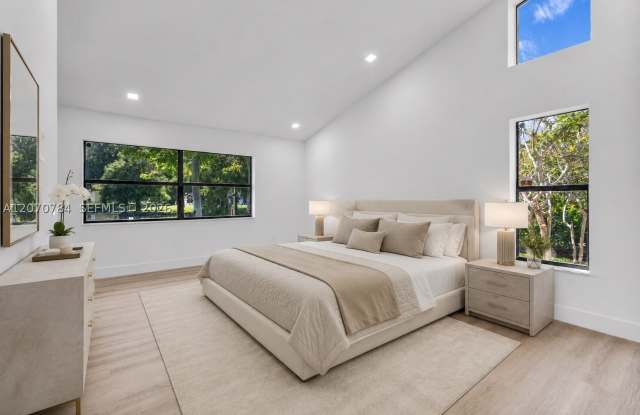 16778 Willow Creek Dr Gallery 2