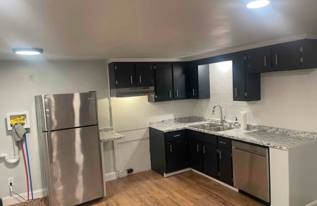97 Victoria Ave 4 - 97 Victoria Avenue, Cranston, RI 02920