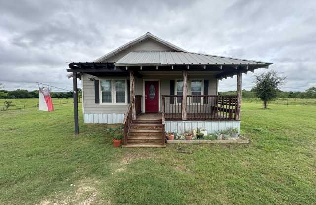 2 Bed, 2 Bath County Home on 1.5 Acres in Cleburne photos photos