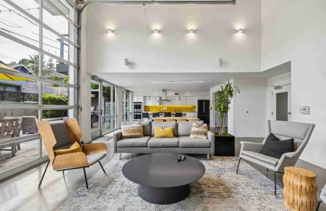 Janus Apartments Gallery 1