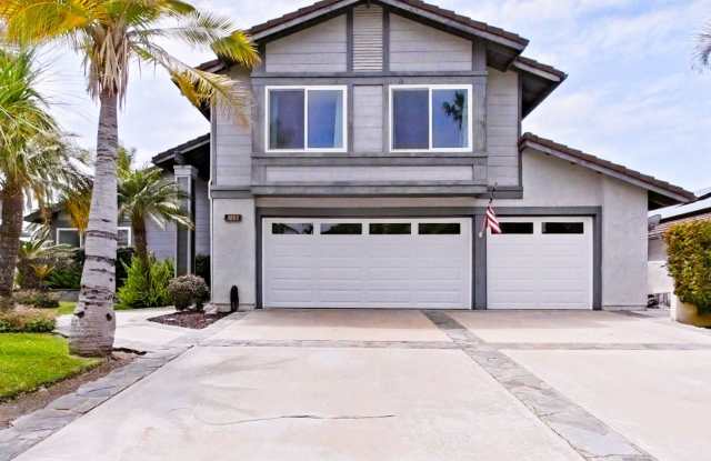 Spectacular 4 bedroom family home with ocean views photos photos