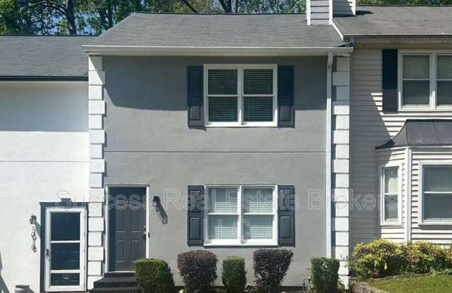 1016 Kennesborough Rd NW Gallery 1