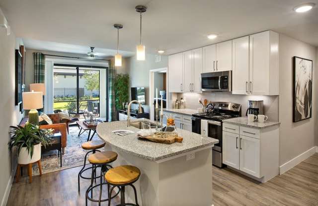 Sanibel Straits Gallery 3