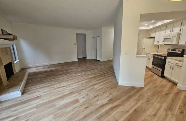 55 Cove LN Gallery 3