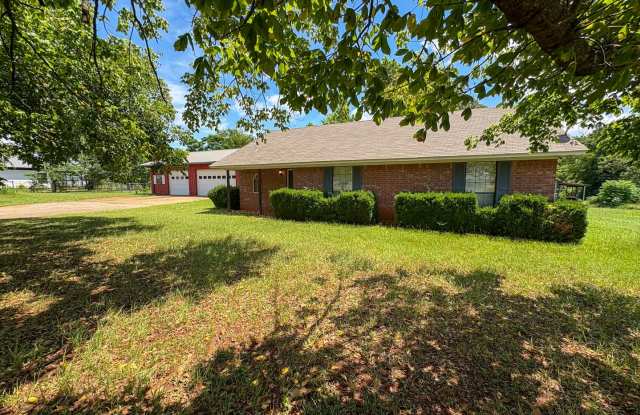 COMING SOON! 3 Bed 2 Bath on 2 Acres in Bullard! photos photos