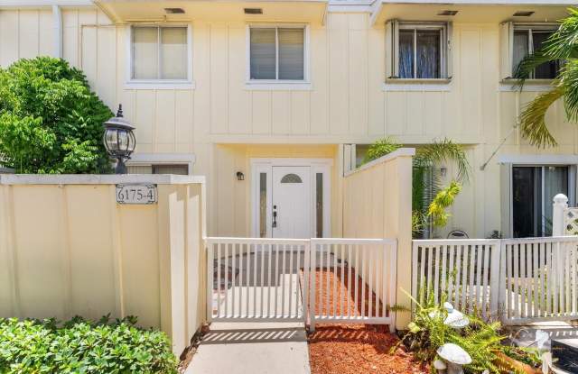 6175 Riverwalk Lane photos photos