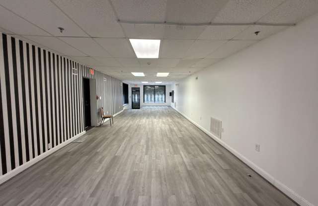 617 N 12TH Street Gallery 2