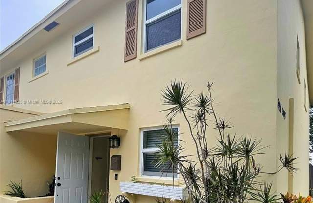 3038 NW 69th photos photos