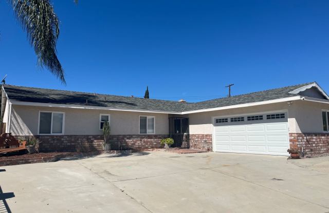 4 bedroom 2bathroom Home Available now! photos photos