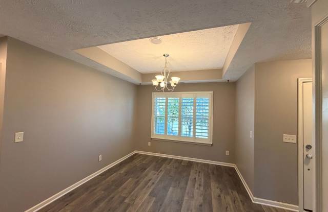 Beautiful 3-Bedroom Home with Spacious Bonus Room, Fenced Backyard & Covered Patio Gallery 4