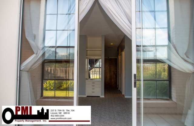 2 Bedroom, 1.5 Bathroom Single Unit for Rent at Historic WaterPark, No Pet Rental photos photos