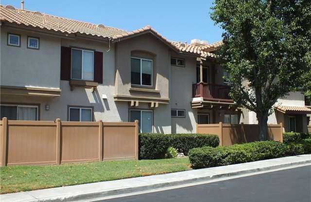 201 California Court Gallery 4