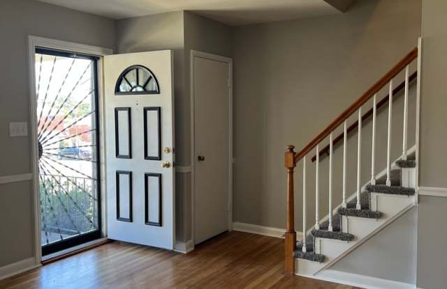 Beautiful 3 Bedroom 1.5 Bathroom Gallery 4