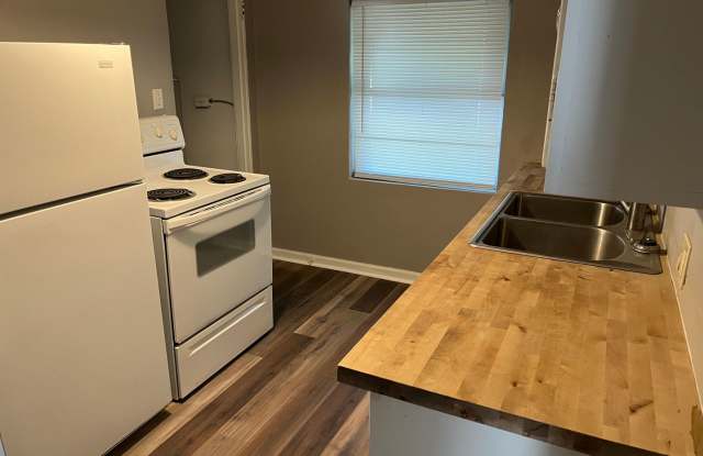 Two Bedroom in Alton photos photos