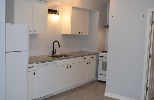 Coming Soon! 2-Bedroom Unit in Convenient Pontiac Location Gallery 3