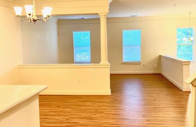 8087 Gatehouse RoadUnit 27 Gallery 4