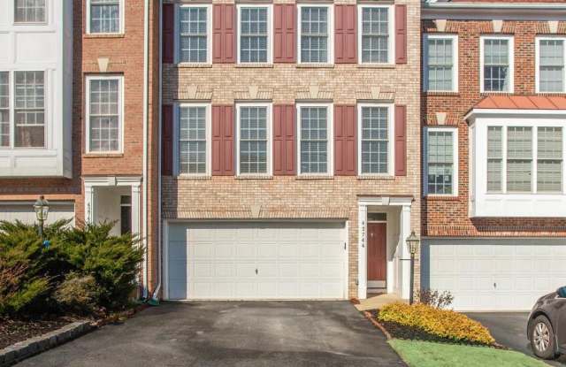 42744 MONTEVISTA SQUARE Gallery 3