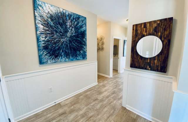 724 Devon Estate Ave Gallery 3