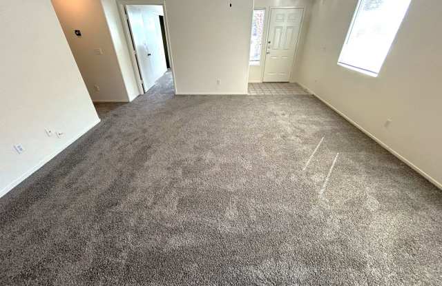 BEAUTIFUL 3 BEDROOM 2 BATHROOM HOUSE, LOCATED IN A WONDERFUL GATED COMMUNITY Gallery 3