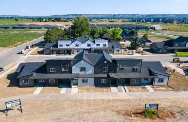 4631 King Ave W photos photos