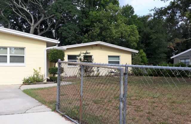 8303 Hilton Way Gallery 2