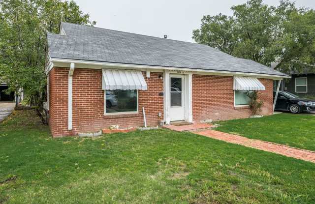 1 bed 1 bath near downtown! Gallery 3