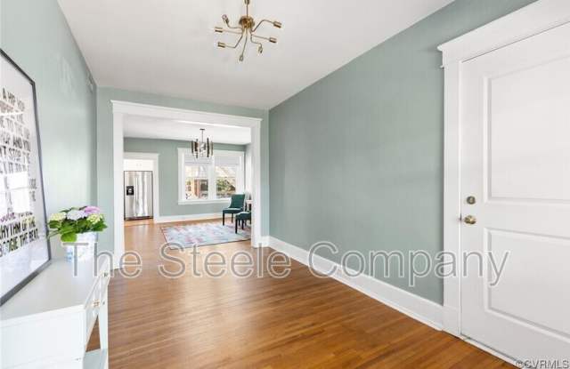 117 N Crenshaw Ave photos photos