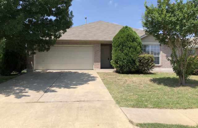 Beautiful home located in the desirable North Creek community in Leander! photos photos