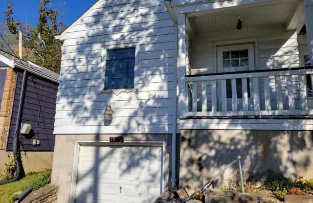 2 Bed I bath home in Northside photos photos