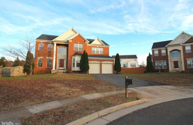 10137 CRASHING THUNDER PLACE - 10137 Crashing Thunder Pl, Linton Hall, VA 20181