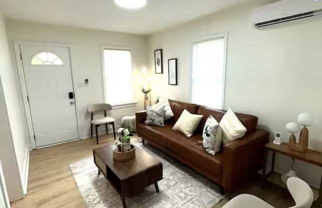 1728 South Waco Avenue Gallery 3
