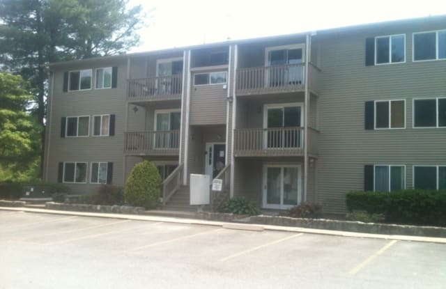 130 Fordson Street Unit 8 - 130 Fordson Ave, Cranston, RI 02910